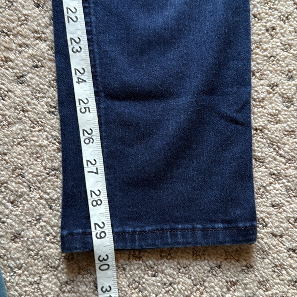 Chico's Dark Blue Perfect Stretch Jeans Size 1 - Picture 5 of 6